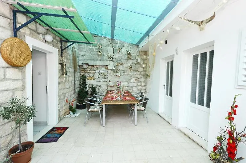 Holiday home Villa Marini Dvori Trogir